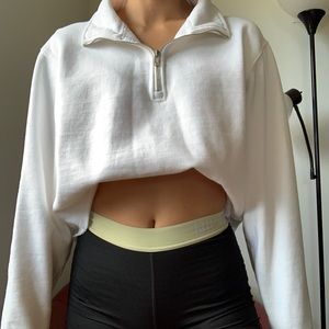 Brandy Melville Sweater